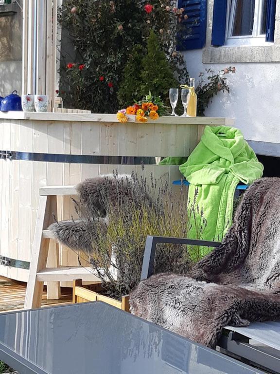 La Maison Horlogere , Spas Et Bain Nordique Les Fontenelles Exterior foto